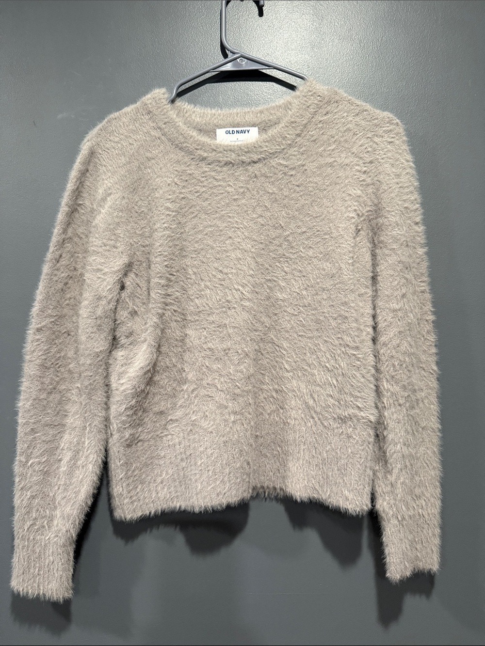 Old Navy Fuzzy Eyelash Knit Sweater Gray Crew Neck Size Small Soft Cozy